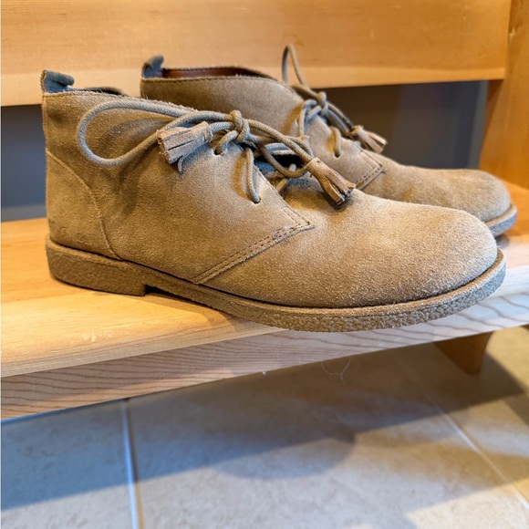 Lucky Brand Shoes - Women’s Lucky brand Suede Desert Chukka Boots in Tan